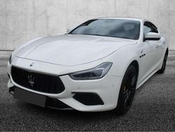 Bianco Usata 2022 Maserati Ghibli Tre volumi | 51.950 € (Molto cara)