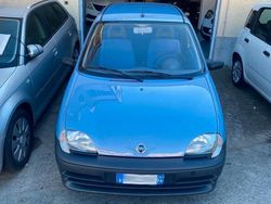 Blu Usata 2011 Fiat Seicento Due volumi | 2700 € (Buon prezzo)