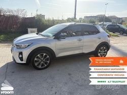 Usata 2019 Kia Stonic SUV | 9999 € (Buon prezzo)