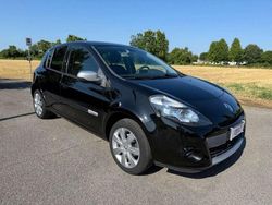 Nero Usata 2012 Renault Clio III Dynamique Tre volumi | 5390 € (Cara)