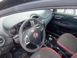 Rosso Usata 2011 Nissan Micra S Due volumi | 3500 € (Buon prezzo)