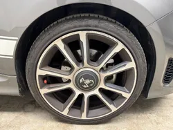 Grigio met Usata 2021 Abarth 595 Due volumi | 20.900 € (Buon prezzo)