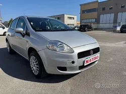 Argento Usata 2014 Fiat Punto Due volumi | 2190 € (Super prezzo)