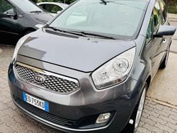 Grigio Usata 2010 Kia Venga Due volumi | 3900 € (Buon prezzo)