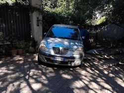 Usata 2010 Lancia Ypsilon Due volumi | 900 €