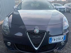 Blu Usata 2018 Alfa Romeo Giulietta Tre volumi | 10.500 € (Buon prezzo)