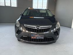 Grigio Usata 2015 Opel Zafira Tourer Cosmo Monovolume | 7900 € (Buon prezzo)