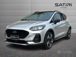 Grigio chiaro metallizzato Usata 2022 Ford Fiesta Active Tre volumi | 15.900 € (Buon prezzo)