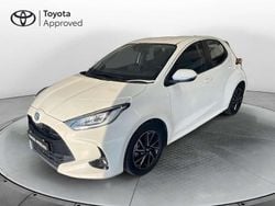 Bianco Usata 2022 Toyota Yaris Hybrid Trend Tre volumi | 16.900 € (Buon prezzo)