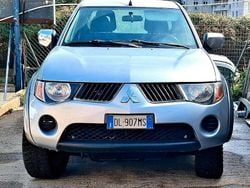 Grigio Usata 2008 Mitsubishi L200 Invite Pick-up | 13.798 €