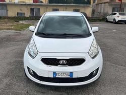 Bianco Usata 2011 Kia Venga Active Due volumi | 4200 € (Buon prezzo)