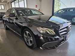 Nero Usata 2019 Mercedes E220 Business Tre volumi | 20.900 € (Ottimo prezzo)