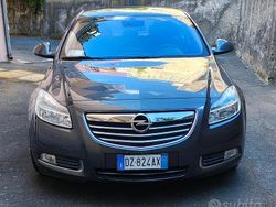 Grigio Usata 2009 Opel Insignia Cosmo Tre volumi | 4990 € (Buon prezzo)