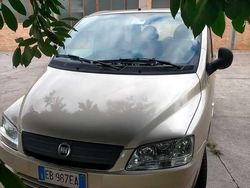 Beige Usata 2010 Fiat Multipla Monovolume | 1500 € (Buon prezzo)