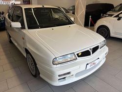 Bianco pastello Usata 1999 Lancia Delta S Due volumi | 19.390 €