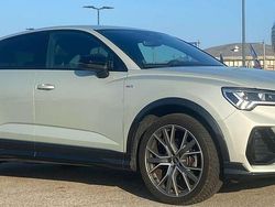 Blu/azzurro Usata 2022 Audi Q3 S-Line SUV | 34.900 € (Buon prezzo)