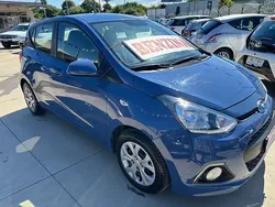 Blu/azzurro Usata 2016 Hyundai i10 Edition Due volumi | 5950 € (Ottimo prezzo)
