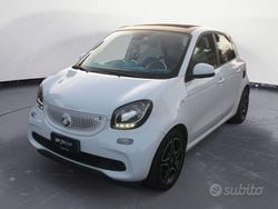 Bianco Usata 2015 Smart ForFour Passion Due volumi | 7900 € (Buon prezzo)