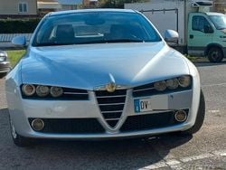 Grigio Usata 2009 Alfa Romeo 159 Tre volumi | 2600 € (Ottimo prezzo)