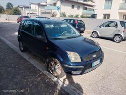 Blu/azzurro Usata 2003 Ford Fusion Monovolume | 600 € (Super prezzo)