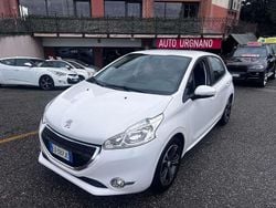 Bianco Usata 2014 Peugeot 208 Allure Due volumi | 7300 € (Buon prezzo)