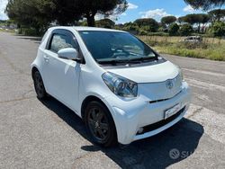Bianco Usata 2014 Toyota iQ Lounge Due volumi | 8900 € (Buon prezzo)
