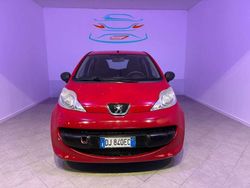 Rosso Usata 2007 Peugeot 107 Due volumi | 3290 € (Buon prezzo)