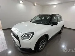 Bianco Usata 2024 Mini Countryman Classic SUV | 31.100 € (Ottimo prezzo)
