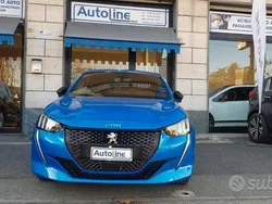 Blu Usata 2019 Peugeot 208 GT-line Due volumi | 17.800 € (Molto cara)