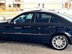 Nero Usata 2006 Mercedes E320 Tre volumi | 20.000 €