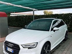 Usata 2019 Audi A3 Sport Tre volumi | 18.000 € (Molto cara)