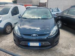 Grigio Usata 2011 Ford Fiesta Due volumi | 3500 €