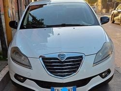 Bianco Usata 2012 Lancia Delta Due volumi | 3000 € (Buon prezzo)