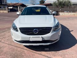 Bianco Usata 2015 Volvo XC60 Momentum SUV | 13.500 € (Buon prezzo)
