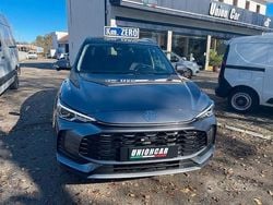 Grigio Nuova 2025 MG ZS Luxury Tre volumi | 25.500 € (Molto cara)