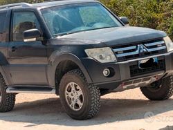 Nero Usata 2007 Mitsubishi Pajero SUV | 15.000 €