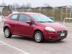 Rosso Usata 2008 Fiat Grande Punto Due volumi | 1700 € (Ottimo prezzo)
