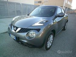 Grigio Usata 2015 Nissan Juke Acenta SUV | 9800 € (Buon prezzo)