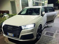 Usata 2017 Audi Q7 Ambiente SUV | 32.000 € (Buon prezzo)