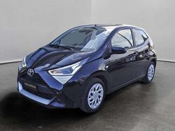 Grigio Usata 2021 Toyota Aygo Connect Style Due volumi | 12.900 € (Buon prezzo)
