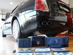 Nero metallizzato Usata 2008 Maserati Quattroporte Tre volumi | 23.900 € (Ottimo prezzo)