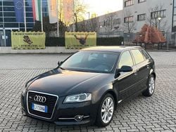 Nero Usata 2011 Audi A3 Ambition Tre volumi | 6500 € (Buon prezzo)