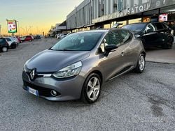 Grigio Usata 2014 Renault Clio IV Tre volumi | 7500 € (Molto cara)