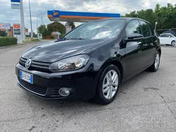 Nero Usata 2009 VW Golf VI Highline Tre volumi | 5500 € (Buon prezzo)