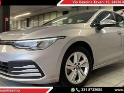 Argento Usata 2023 VW Golf Life Tre volumi | 18.200 € (Super prezzo)