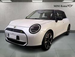 Nanuq white Nuova 2025 Mini Cooper SE Classic Due volumi | 35.100 € (Molto cara)