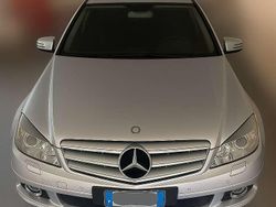 Grigio Usata 2009 Mercedes C250 Edition Tre volumi | 6000 € (Buon prezzo)
