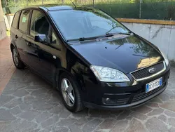 Nero Usata 2006 Ford C-MAX Titanium Monovolume | 4000 € (Molto cara)