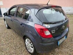 Gray Usata 2009 Opel Corsa Enjoy Due volumi | 2500 € (Ottimo prezzo)