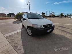 Bianco Usata 2005 Fiat Punto Due volumi | 2200 € (Buon prezzo)